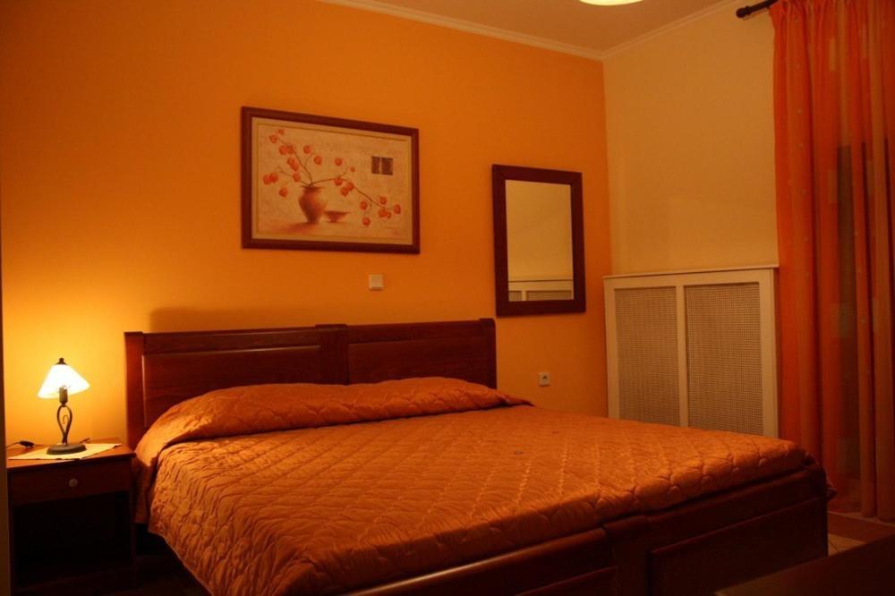 Guesthouse Liogerma Káto Loutrákion Zimmer foto